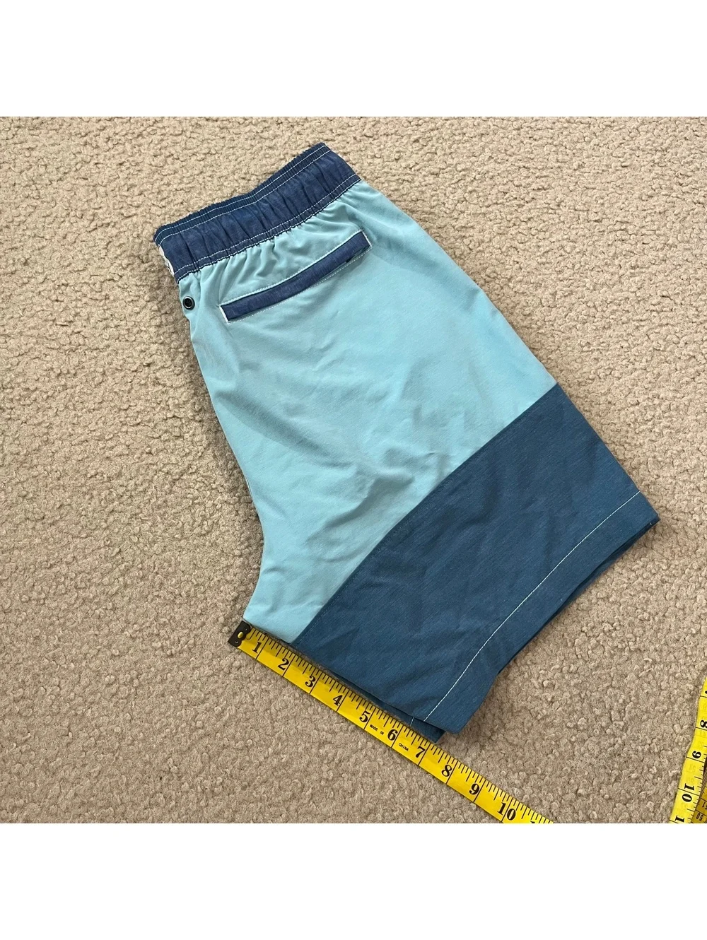 Faherty Beacon Jade & Navy Blue Colorblock Swim Trunks Size Large